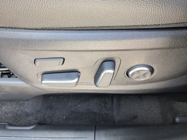 Used 2024 Hyundai Palisade Limited image 20