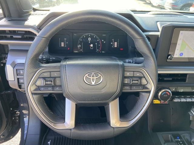 Used 2024 Toyota Tacoma SR5 AWD/4WD image 21