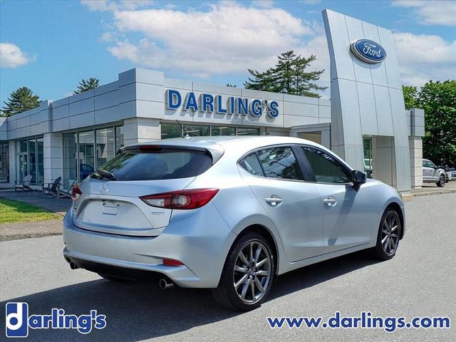 Used 2018 MAZDA MAZDA3 Touring FWD image 5