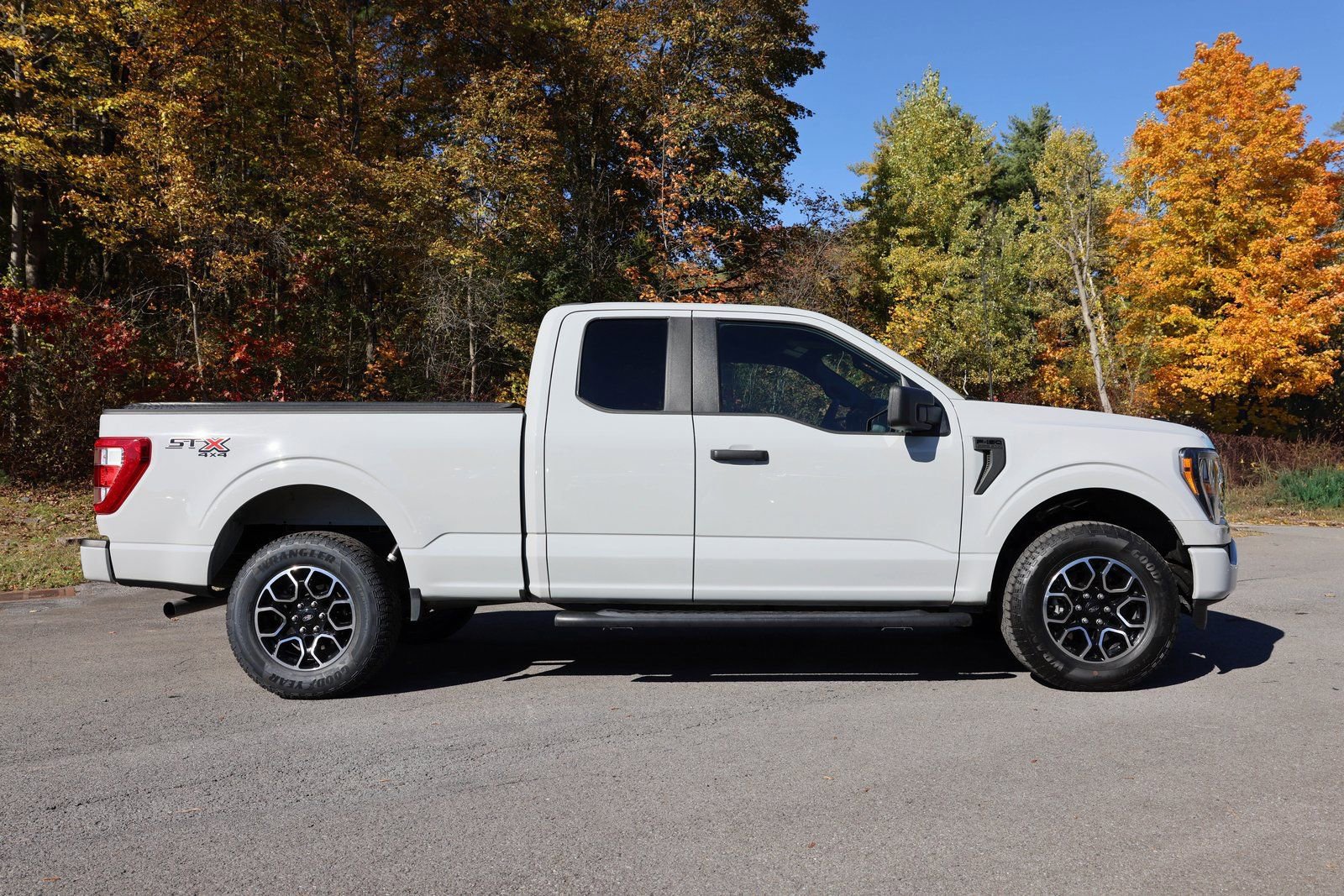 Certified 2023 Ford F150 XL w/ STX Appearance Package image 6