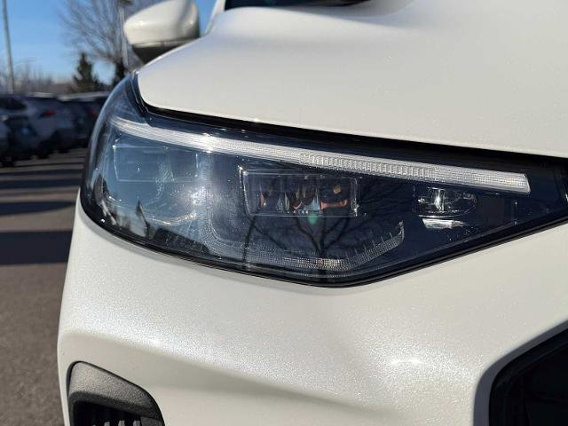 Certified 2025 Ford Escape Platinum w/ Premium Technology Package image 3