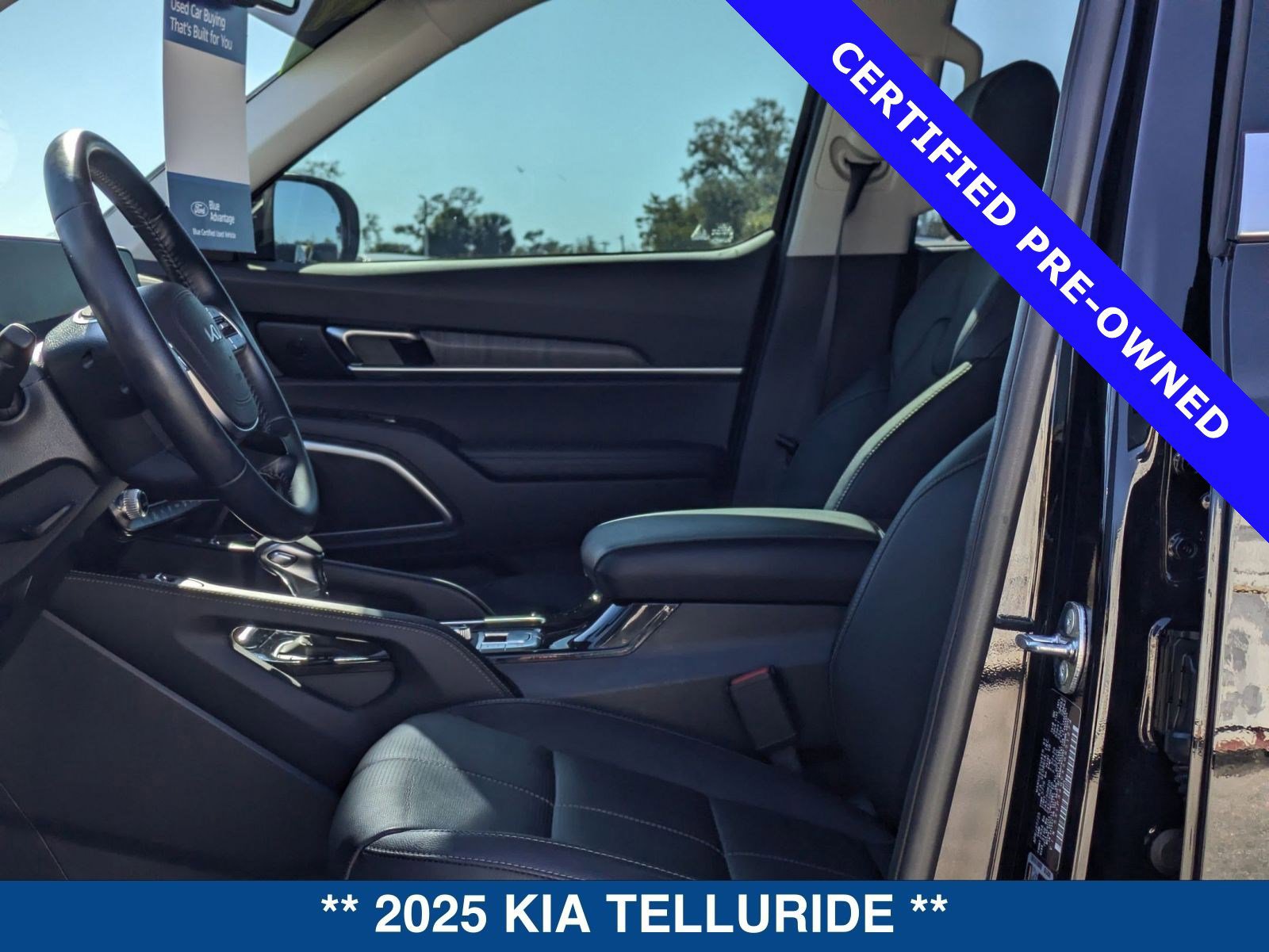 Used 2025 Kia Telluride EX image 21