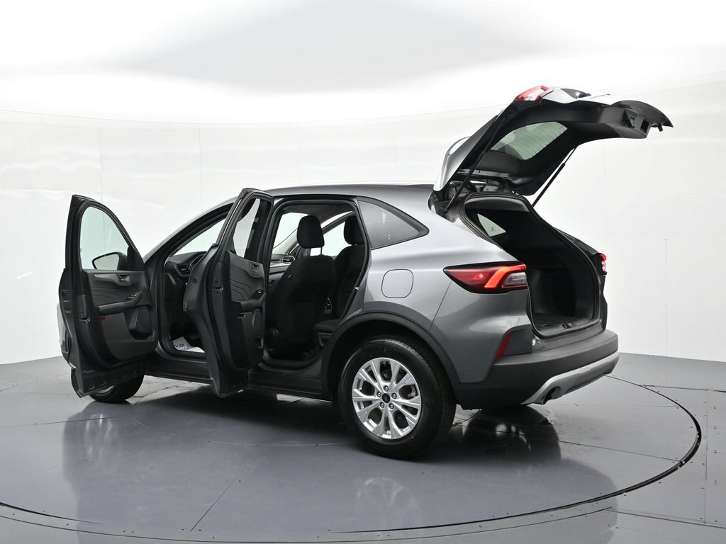Certified 2025 Ford Escape Active AWD/4WD image 32