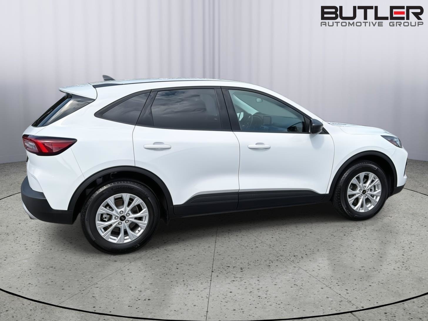 Certified 2025 Ford Escape Active w/ Cold Weather Package FWD image 7
