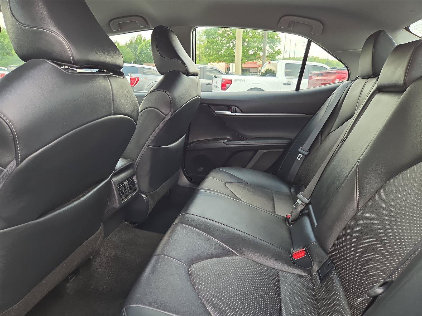Used 2024 Toyota Camry XSE FWD image 12