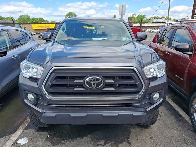Used 2023 Toyota Tacoma SR5 AWD/4WD image 2