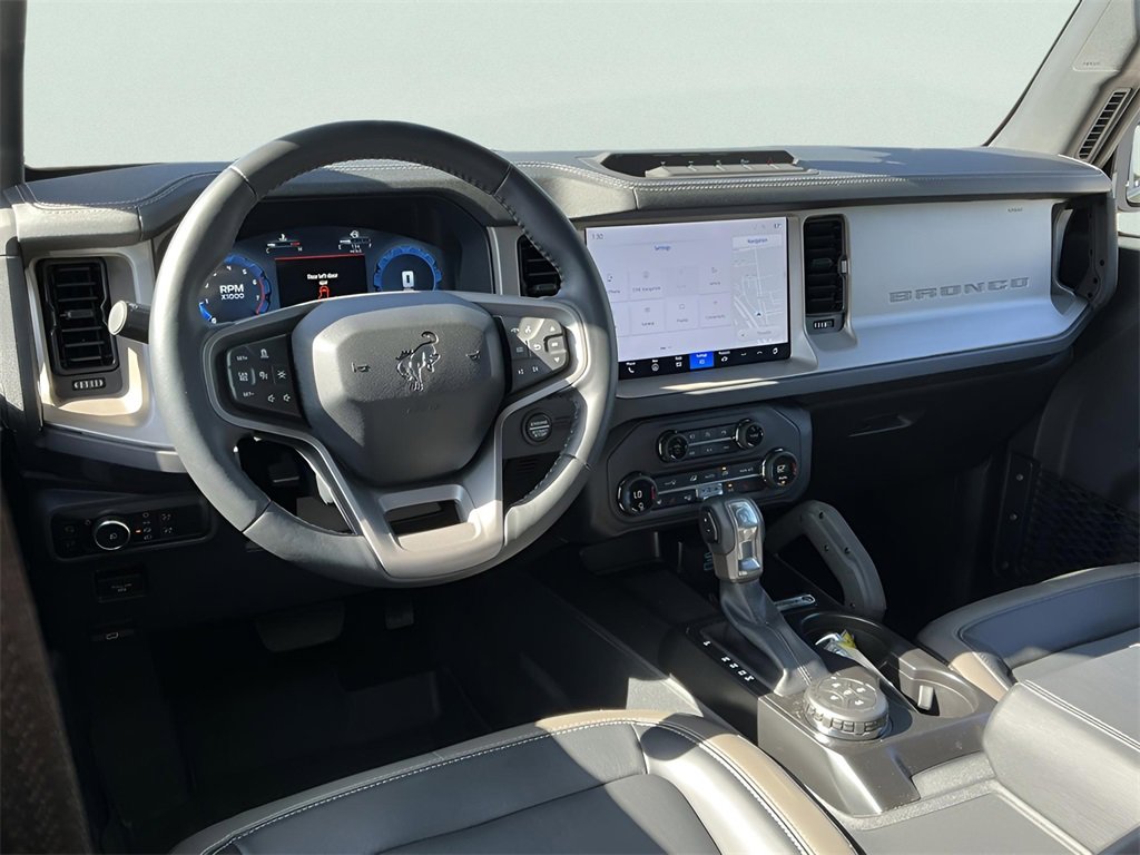 Certified 2025 Ford Bronco Outer Banks w/ Sasquatch Package image 20