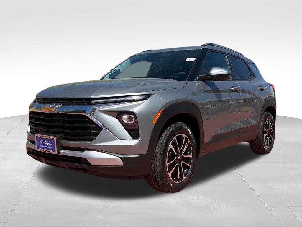 Used 2025 Chevrolet TrailBlazer LT AWD/4WD image 4
