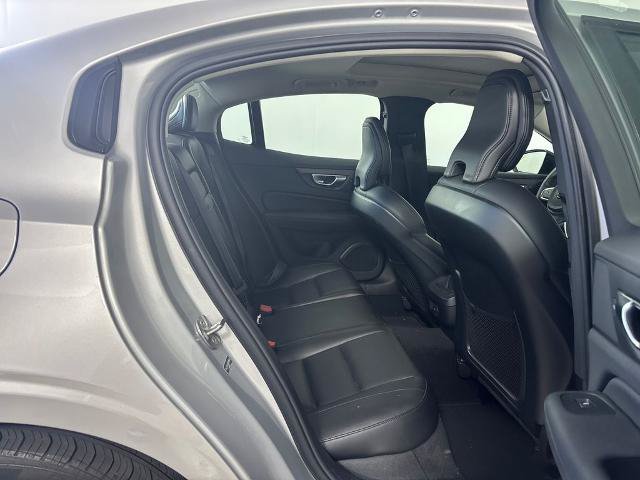 Used 2025 Volvo S60 B5 Core AWD/4WD image 6