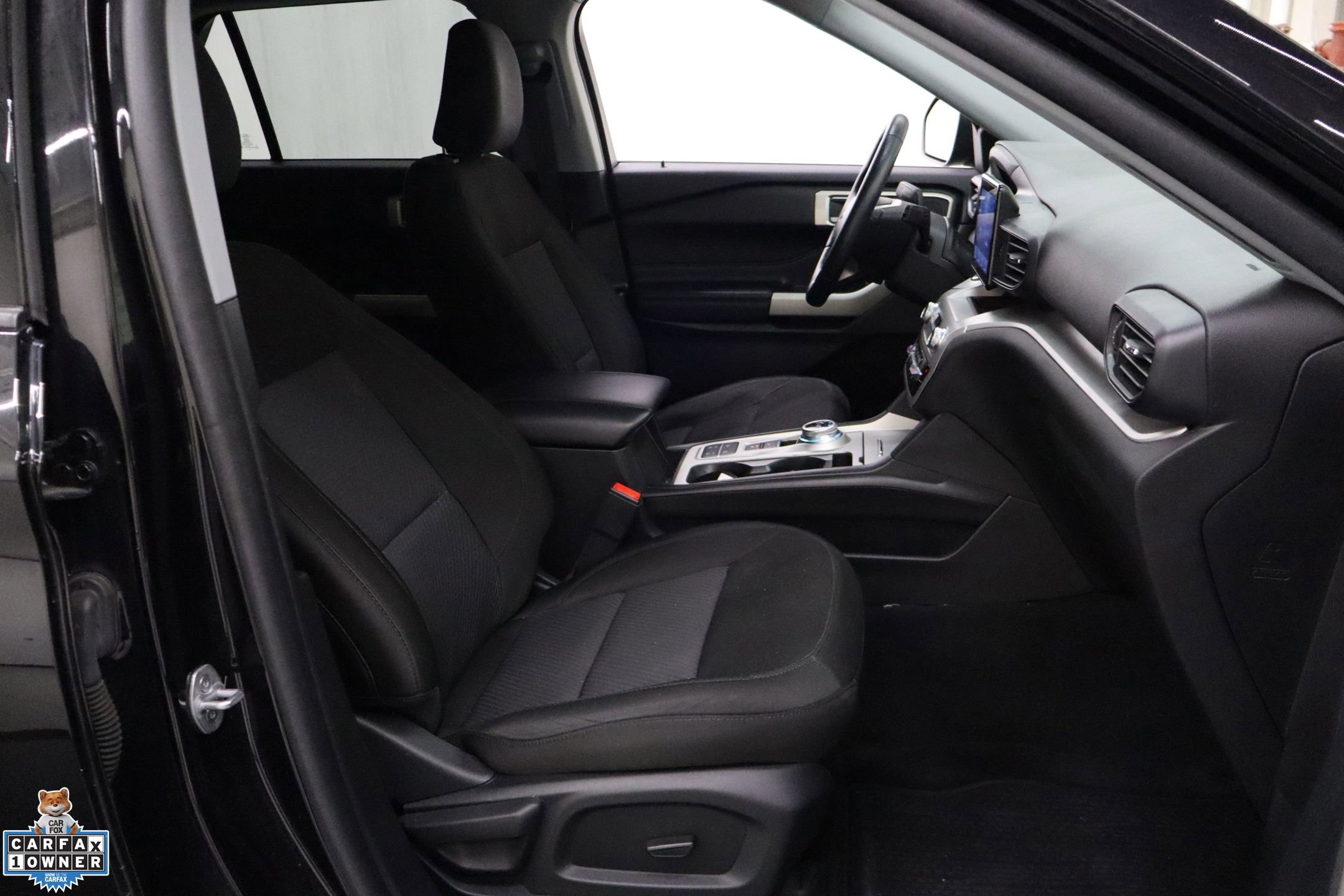 Certified 2023 Ford Explorer XLT image 31