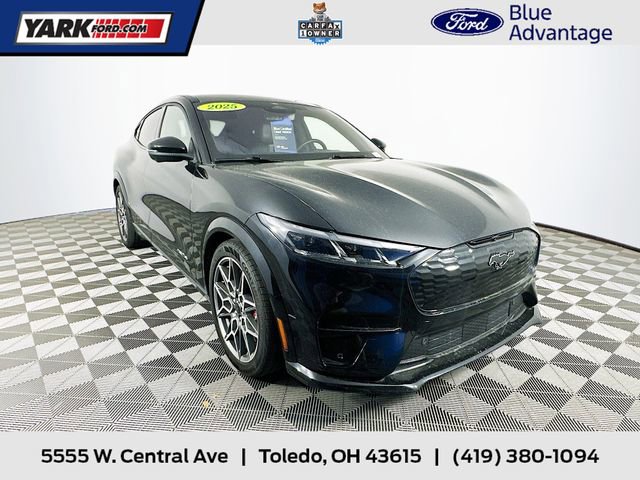 Certified 2025 Ford Mustang Mach-E GT AWD/4WD image 1