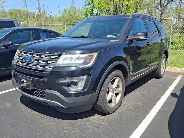 Certified 2017 Ford Explorer XLT AWD/4WD image 4