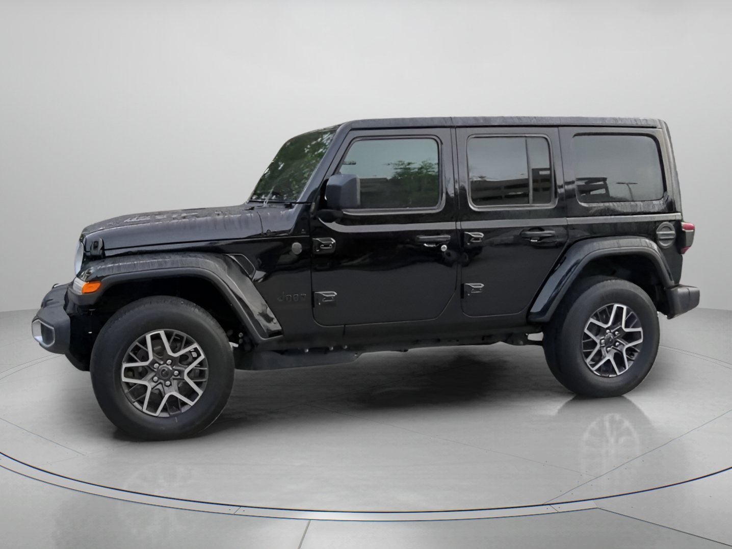 Used 2026 Jeep Wrangler Unlimited Sahara AWD/4WD image 15