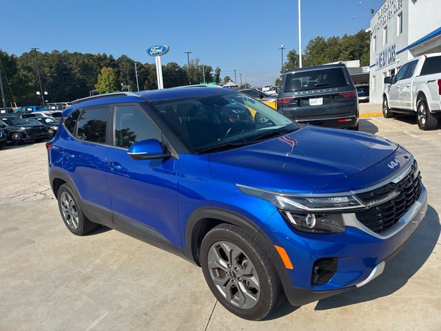 Used 2024 Kia Seltos S FWD image 11