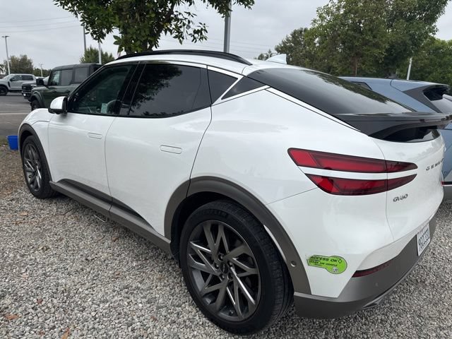 Used 2023 Genesis GV60 Advanced AWD/4WD image 2