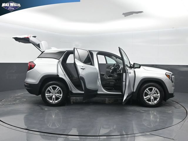 Used 2022 GMC Terrain SLE FWD image 27