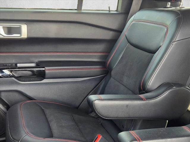 Certified 2023 Ford Explorer ST-Line w/ Class IV Trailer Tow Package image 21