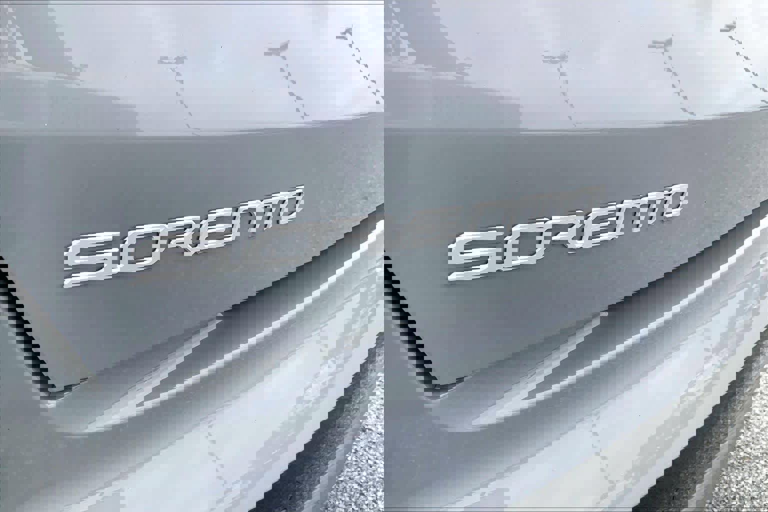 Used 2023 Kia Sorento SX image 30