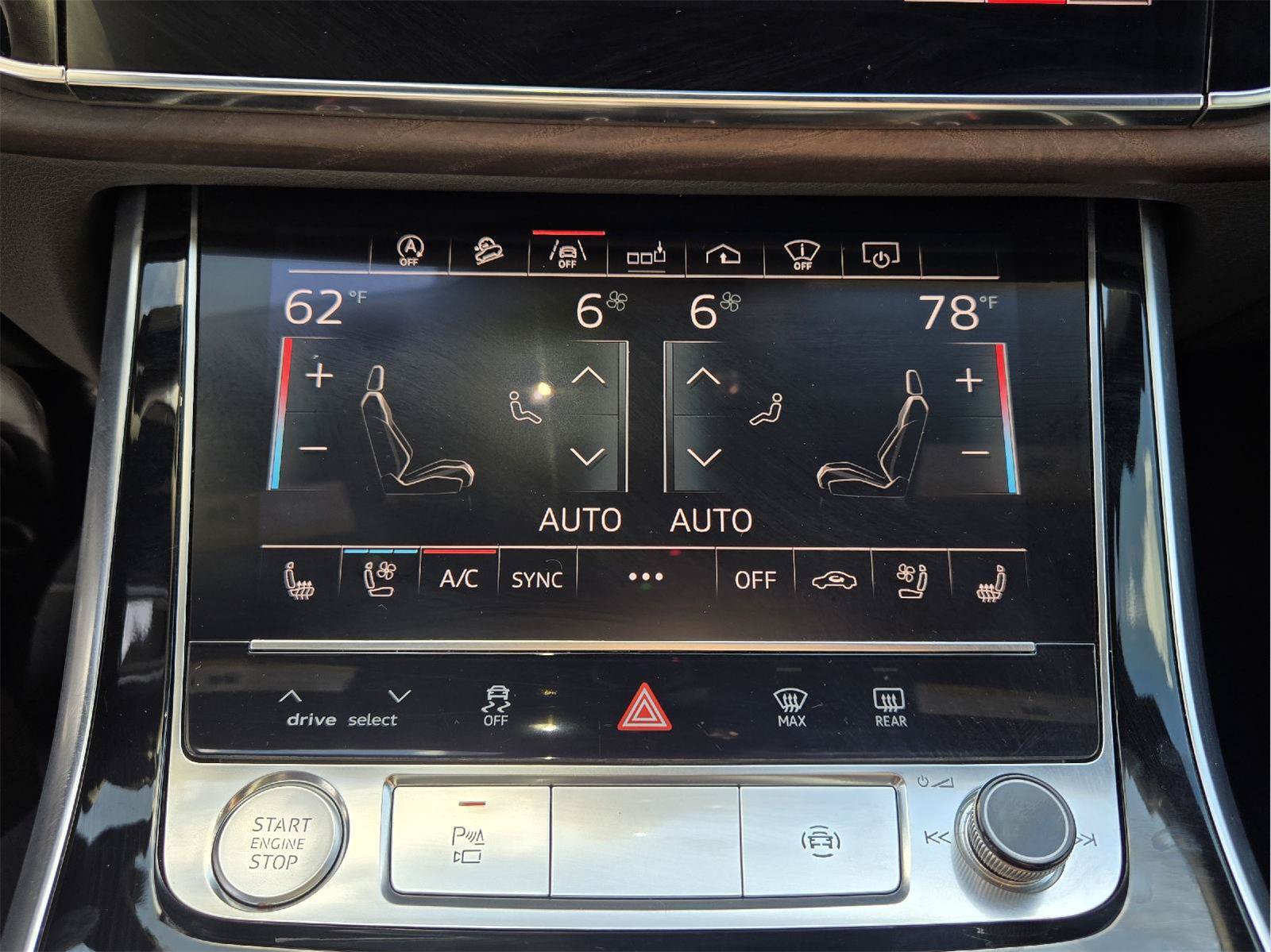 Used 2019 Audi Q8 Prestige AWD/4WD image 17