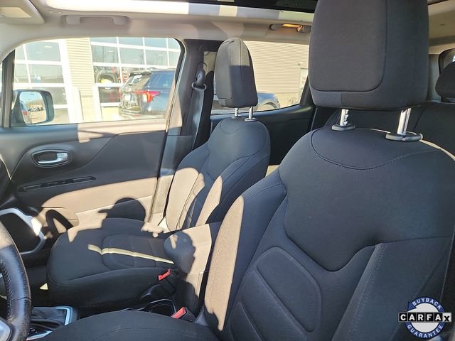 Used 2019 Jeep Renegade Latitude w/ Cold Weather Group image 21