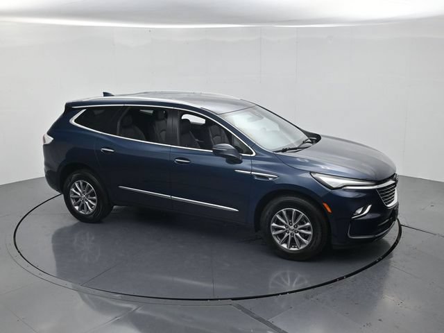 Used 2023 Buick Enclave Essence AWD/4WD image 47