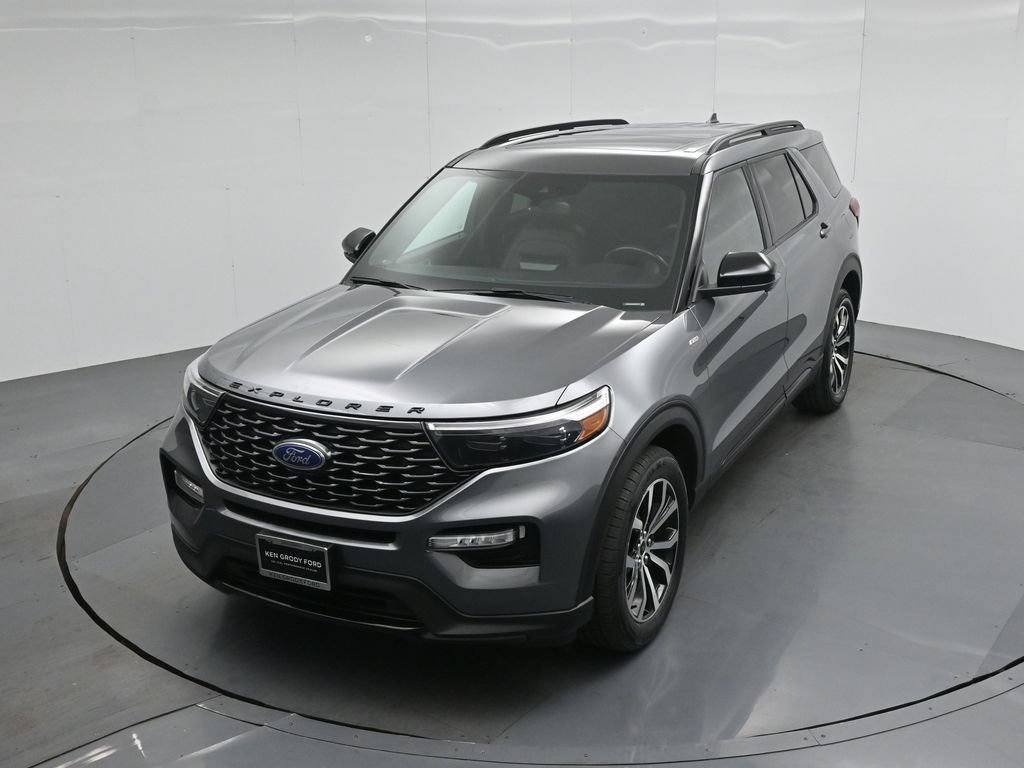 Certified 2022 Ford Explorer ST-Line w/ Class IV Trailer Tow Package AWD/4WD image 34