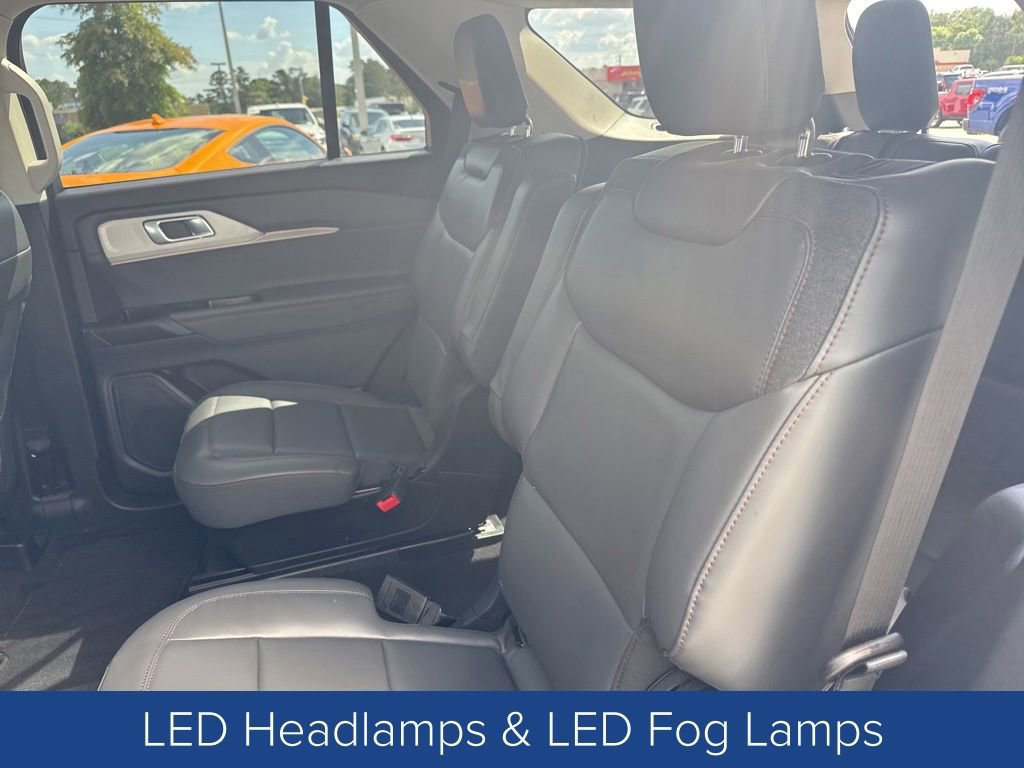 Certified 2026 Ford Explorer Active w/ Active Comfort Package RWD image 12