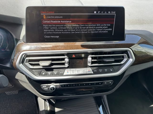 Used 2023 BMW X3 xDrive30i AWD/4WD image 18