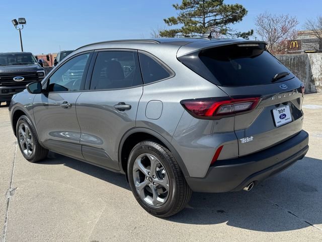 Certified 2025 Ford Escape ST-Line w/ Tech Pack #1 image 3