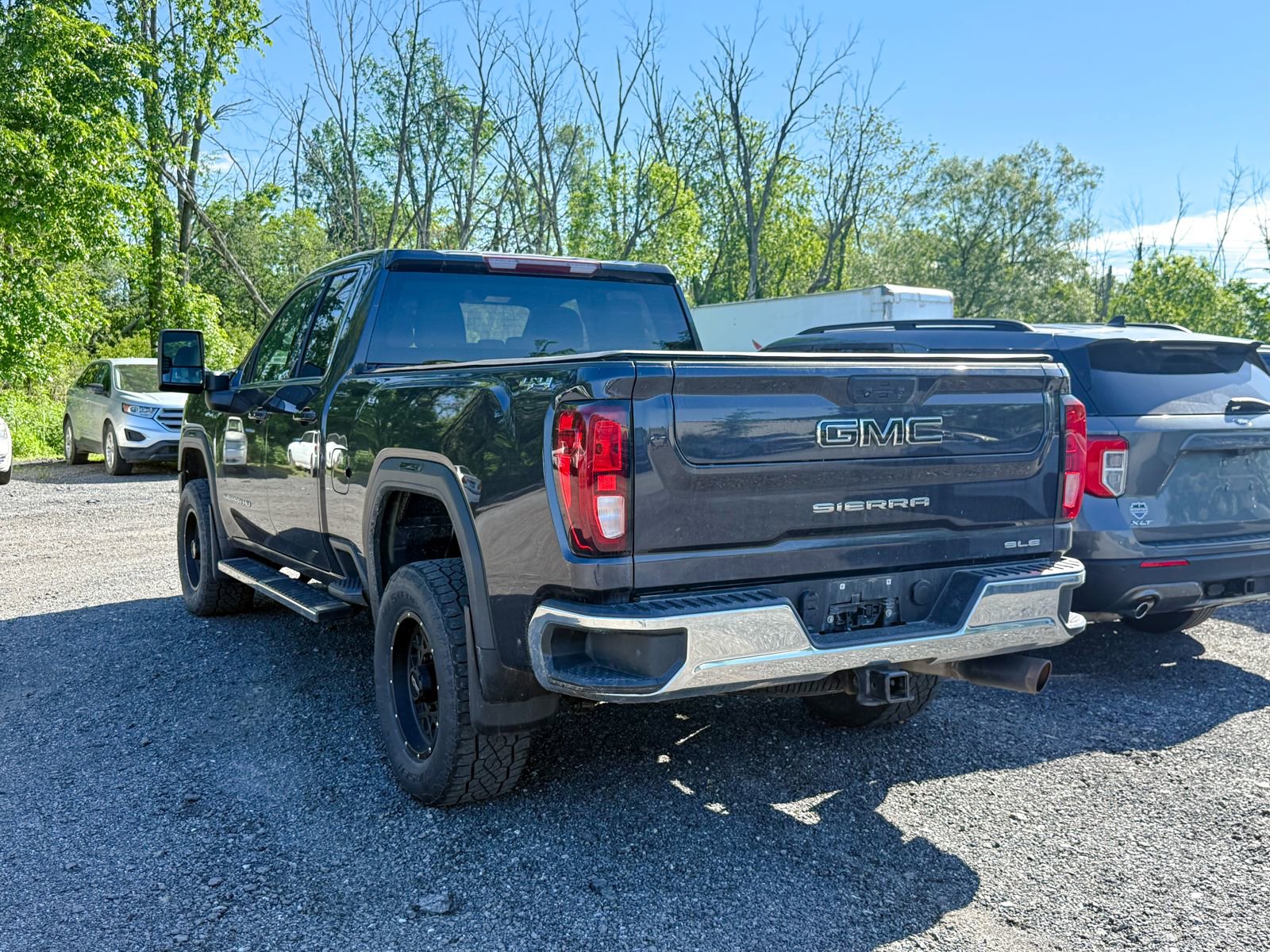 Used 2024 GMC Sierra 2500 SLE w/ SLE Value Package; AWD/4WD image 4