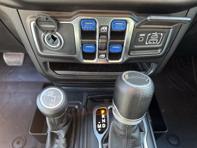 Used 2022 Jeep Gladiator Sport AWD/4WD image 27