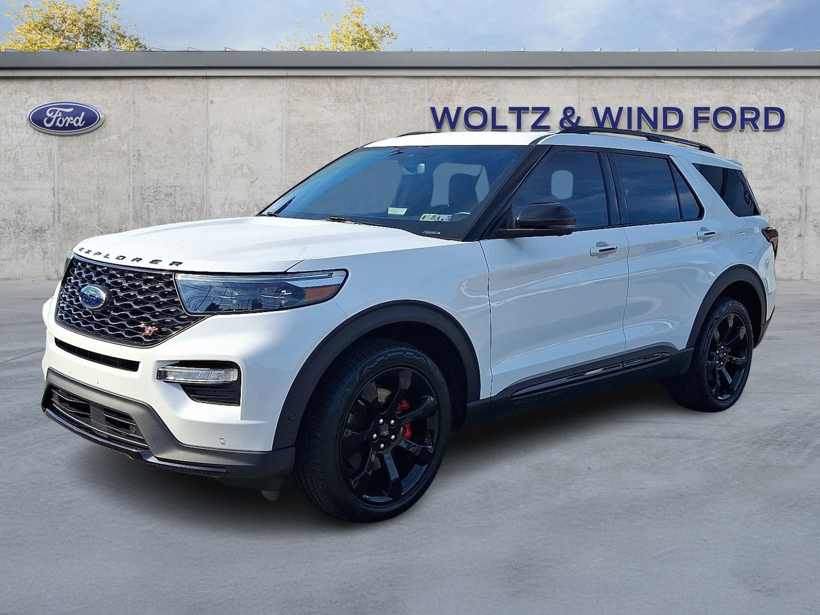 Certified 2020 Ford Explorer ST w/ ST Street Pack AWD/4WD image 3