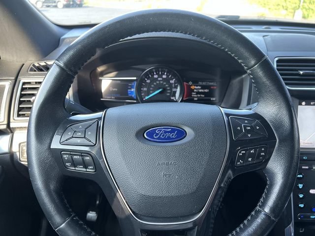 Certified 2017 Ford Explorer Limited AWD/4WD image 8
