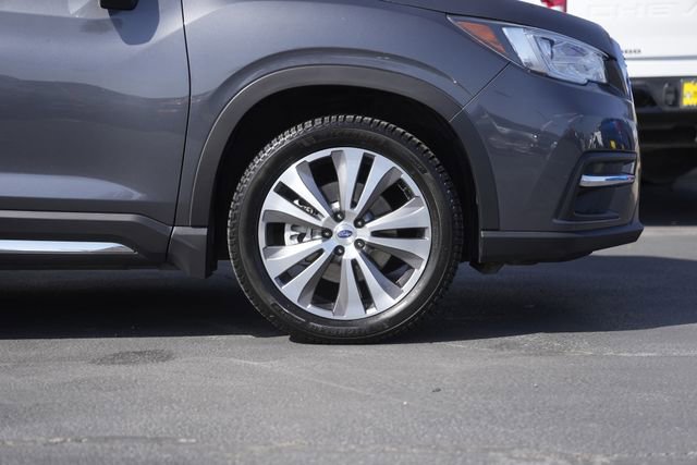 Used 2022 Subaru Ascent Limited w/ Technology Package image 4