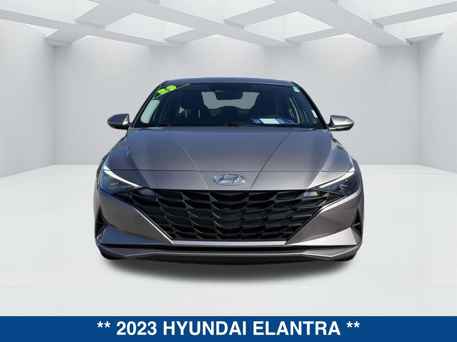 Used 2023 Hyundai Elantra SEL image 8