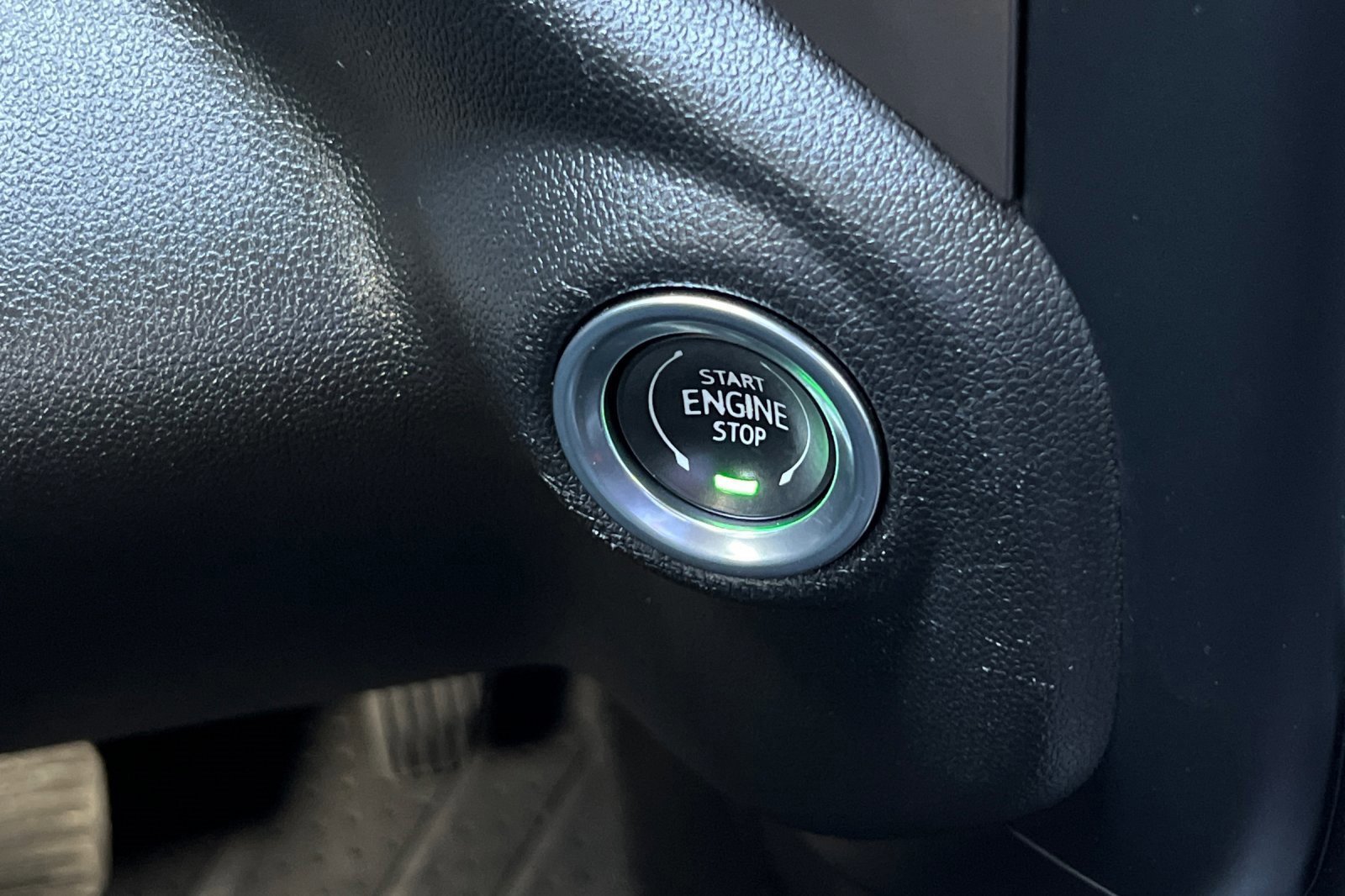 Used 2020 Chevrolet Silverado 1500 High Country w/ Technology Package image 23