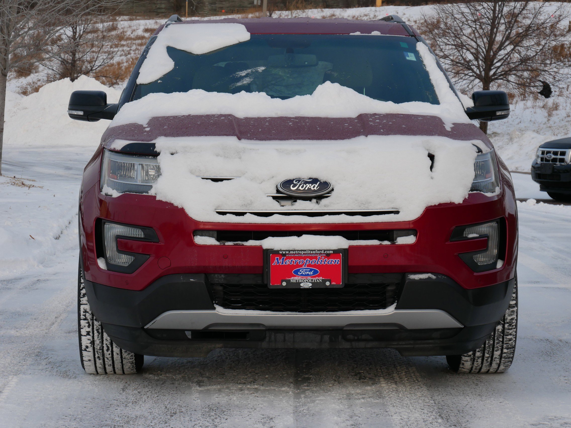 Certified 2017 Ford Explorer XLT w/ Equipment Group 202A image 2