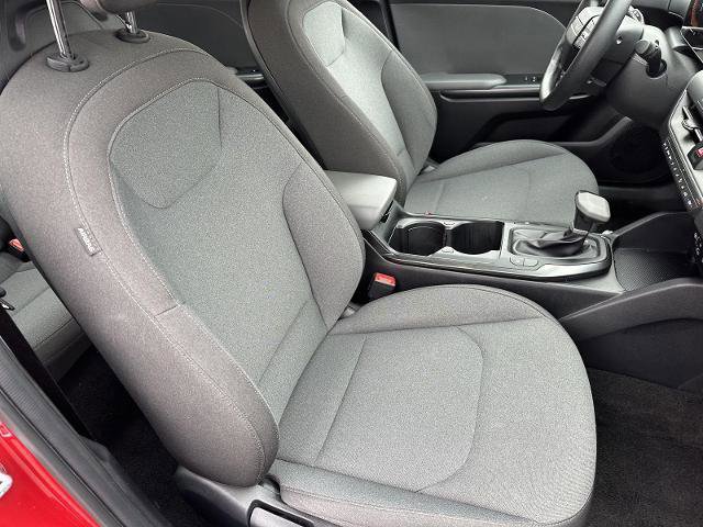 Used 2025 Kia K4 image 13