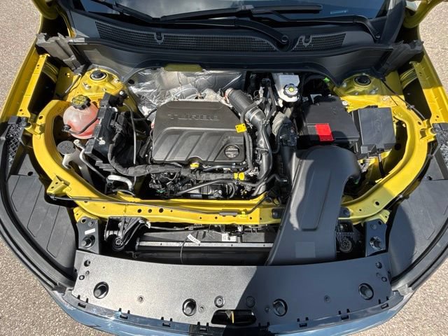 Used 2024 Chevrolet Trax RS w/ Driver Confidence Package FWD image 33