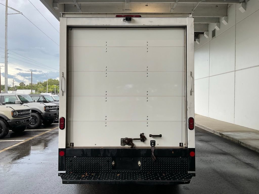 Certified 2022 Ford Transit 350 DRW RWD image 4