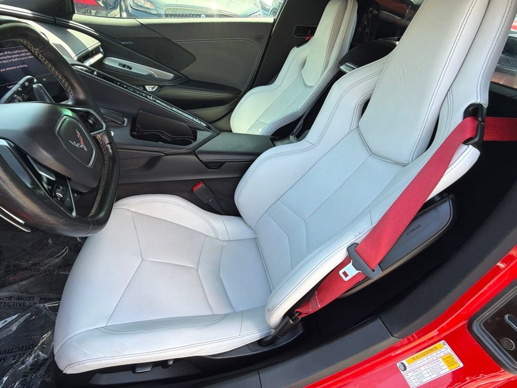 Used 2022 Chevrolet Corvette Stingray Coupe w/ 1LT RWD image 23