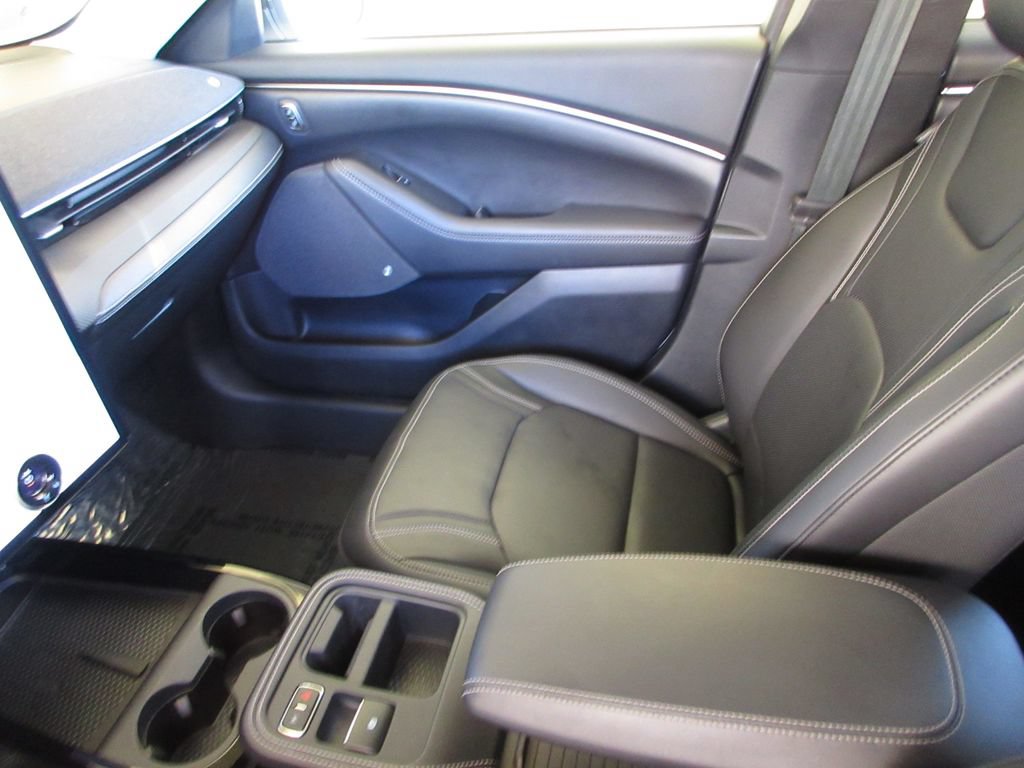 Certified 2025 Ford Mustang Mach-E Premium RWD image 21