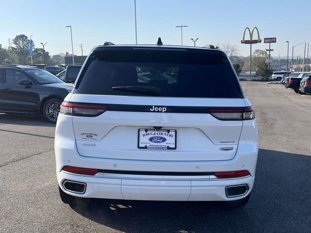 Used 2025 Jeep Grand Cherokee Summit image 3