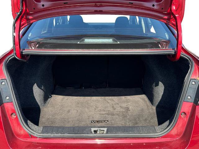 Used 2024 Nissan Versa SV FWD image 9