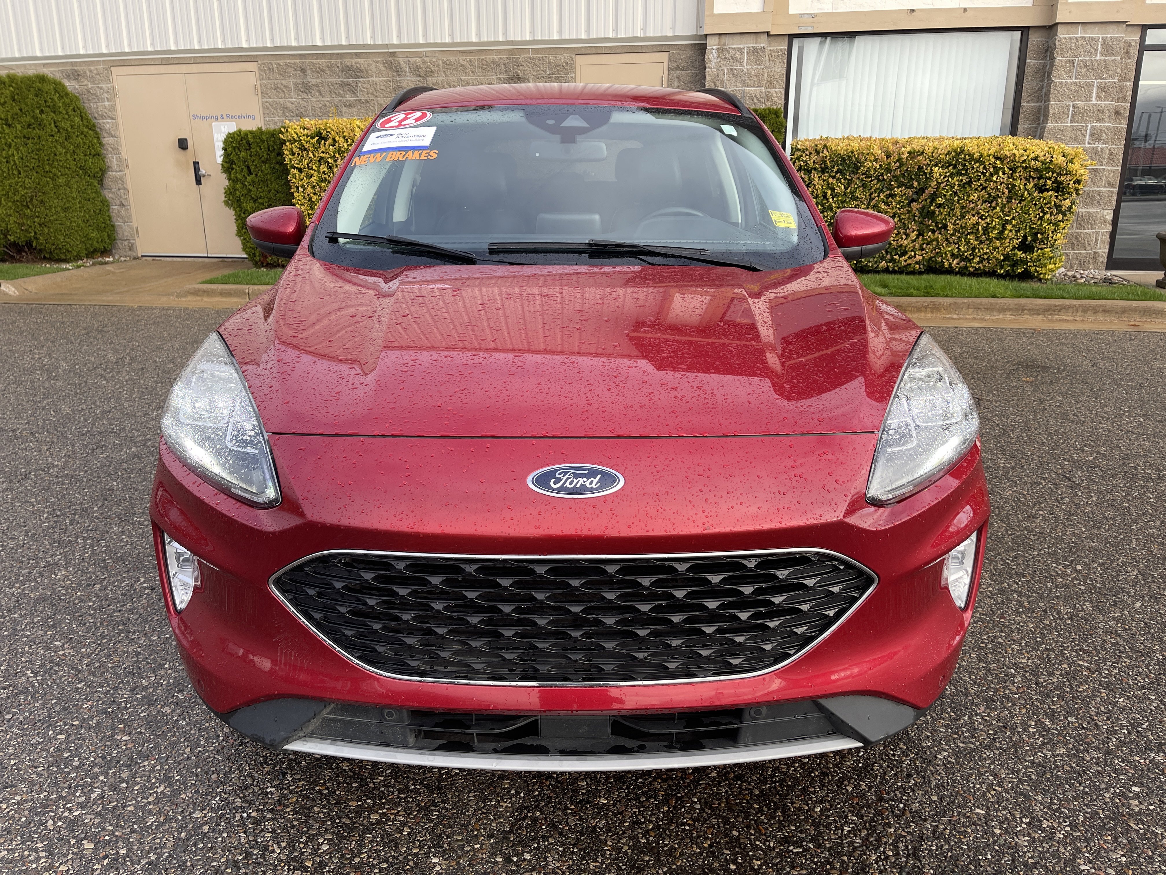 Certified 2022 Ford Escape Titanium image 9