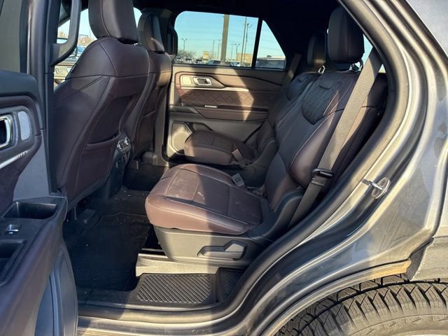 Certified 2025 Ford Explorer Platinum w/ Ultimate Package image 15