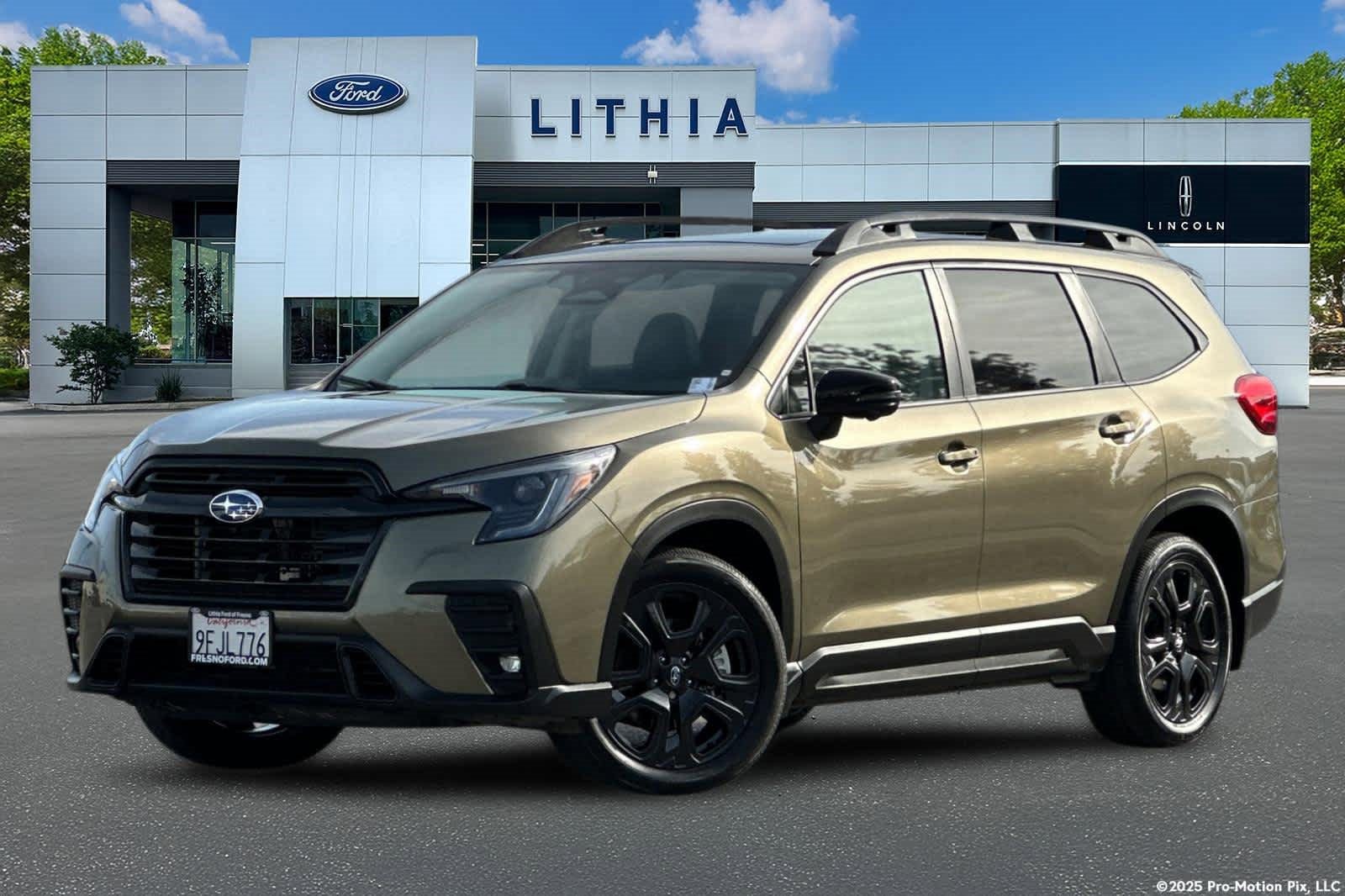 Used 2023 Subaru Ascent Onyx Edition Limited image 1