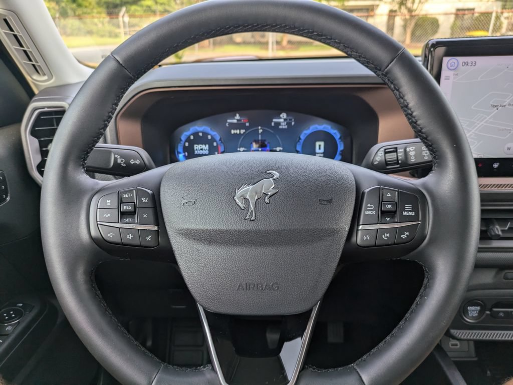 Certified 2025 Ford Bronco Sport Outer Banks w/ Outer Banks Tech Package+ AWD/4WD image 27