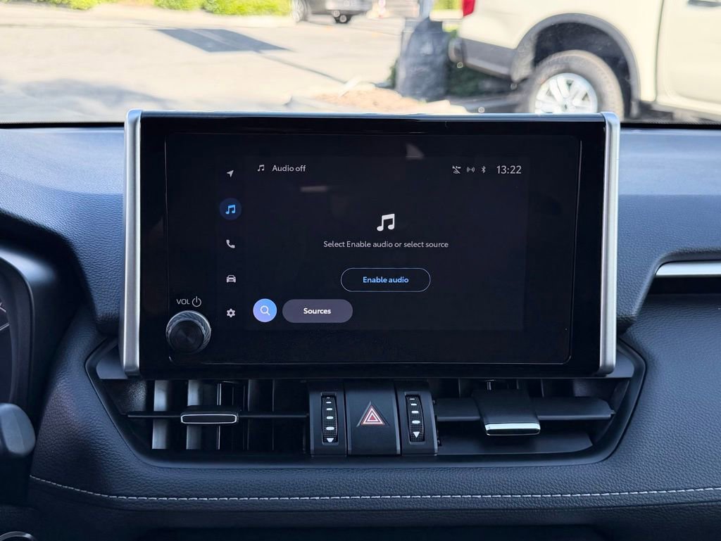 Used 2023 Toyota RAV4 XLE Premium image 25