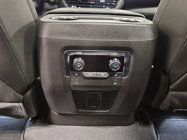 Used 2025 Chevrolet Tahoe Premier w/ Sun And Tow Package AWD/4WD image 29
